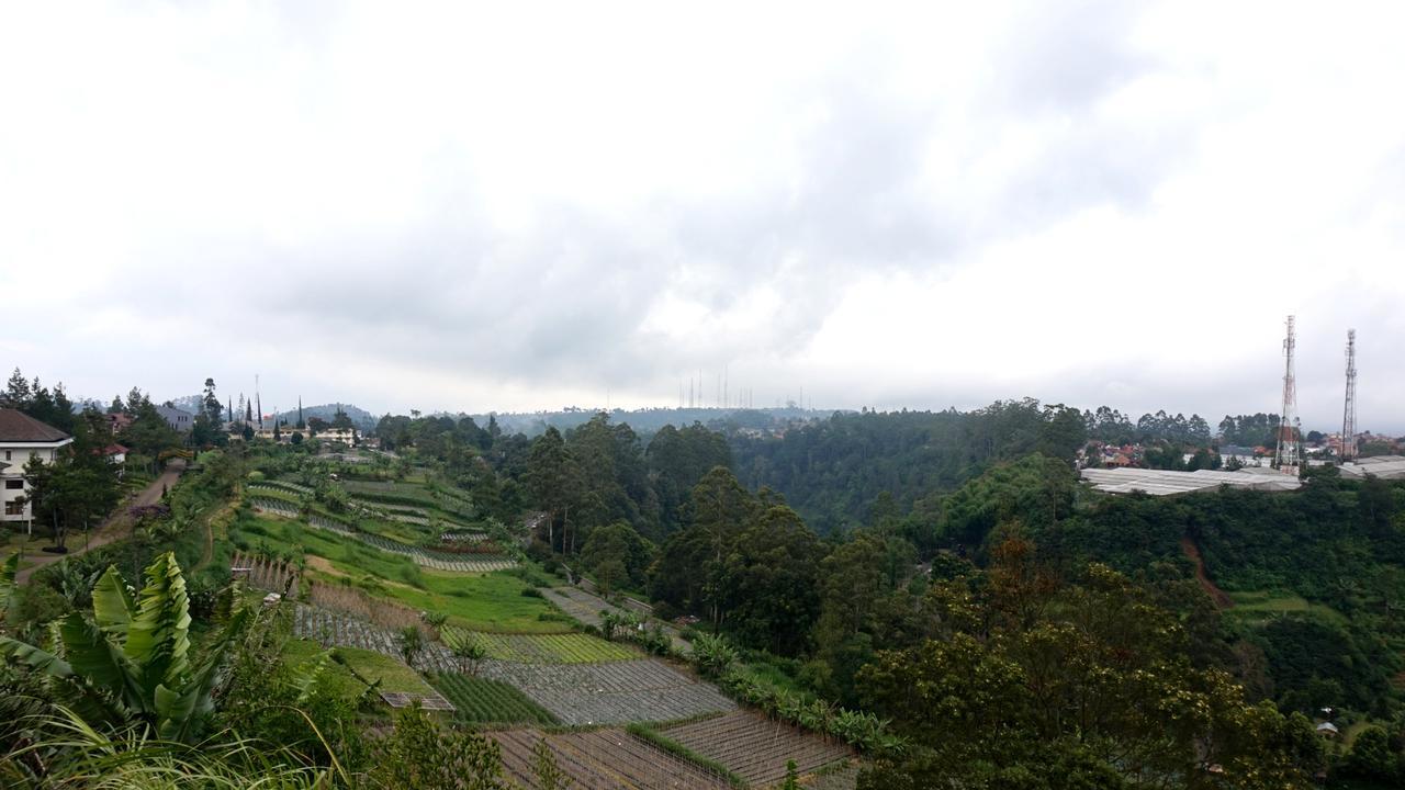 Villa Istana Bunga Lembang Luaran gambar